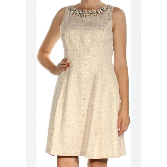Vince Camuto Paty Dress Sleeveless with Embellished Jeweled Neck Size 14 - Picture 1 of 8
